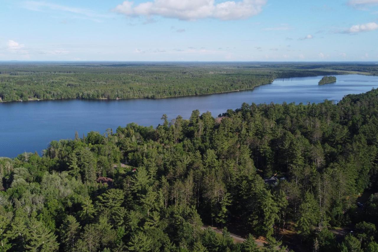 Secluded Wisconsin Cottage With Nearby Lake Access Solon Springs Bagian luar foto